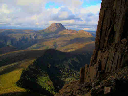 Source: http://commons.wikimedia.org/wiki/File:Rainforest,bluemountainsNSW.jpg Author: Alan J.W.C. License: GNU Free Documentation License v . 1.2 or later Cradle Mountain